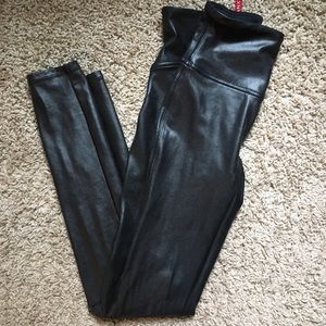 NWOT Spanxs Faux Leather Leggings Black Size S